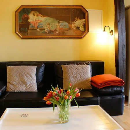 Ferienwohnungen-stobenstrasse-de # Terrasse # Parkplatz Quedlinburg